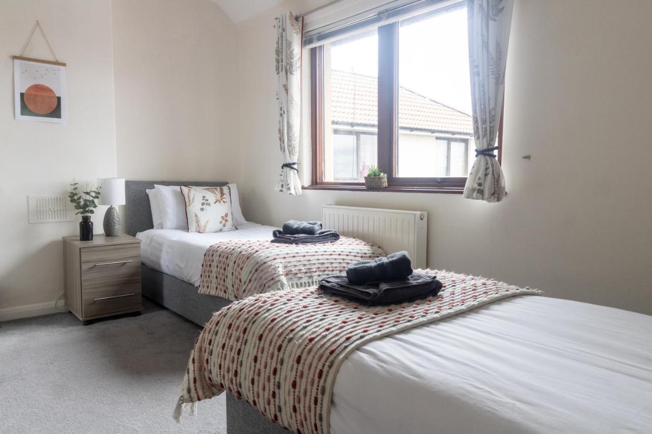 Apartmán Adrian House, Near Hospital, Easy Parking + Garden Carlisle  Exteriér fotografie