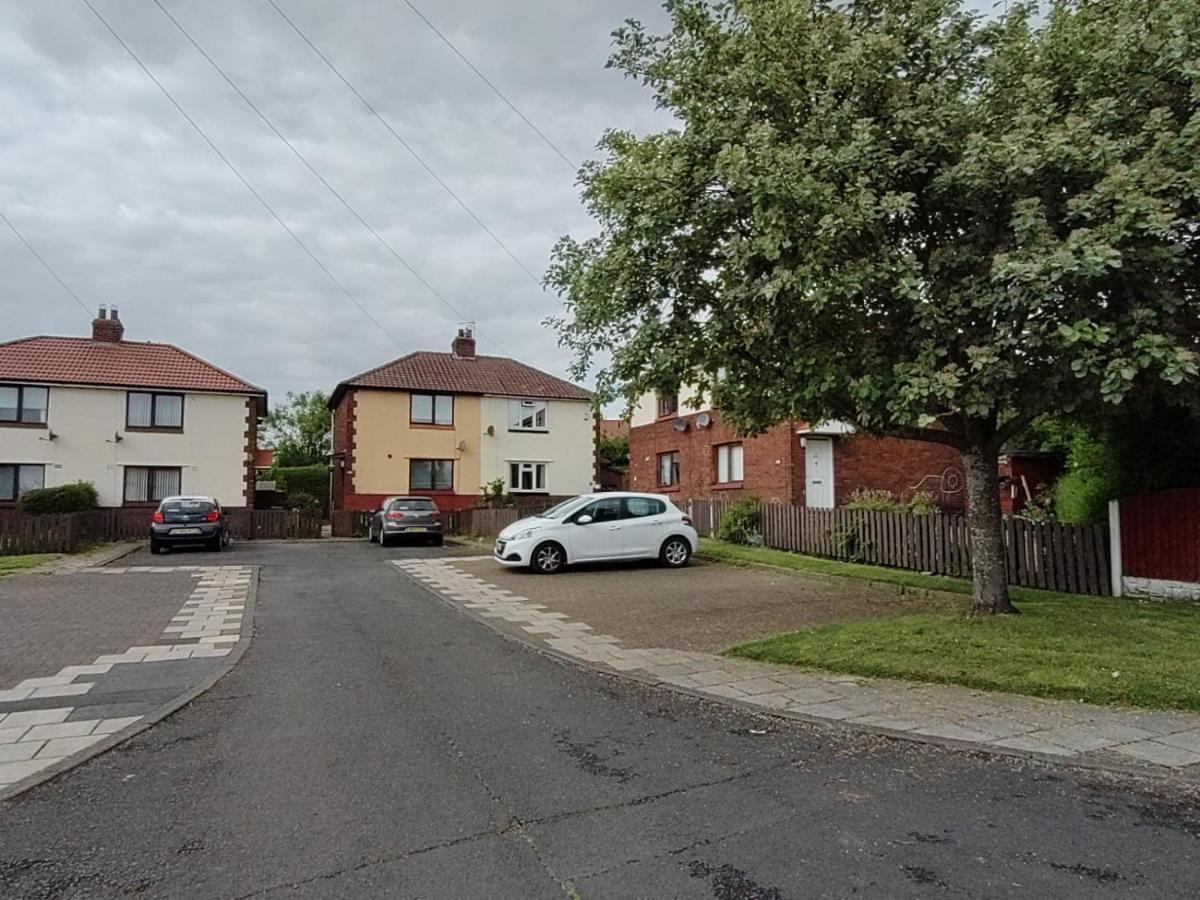 Apartmán Adrian House, Near Hospital, Easy Parking + Garden Carlisle  Exteriér fotografie