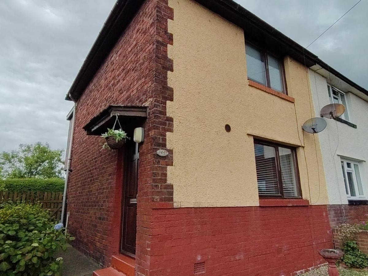 Apartmán Adrian House, Near Hospital, Easy Parking + Garden Carlisle  Exteriér fotografie